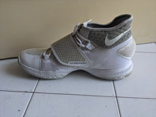 Load image into Gallery viewer, Nike Zoom HyperRev 2016 'White Wolf Grey' (USED)